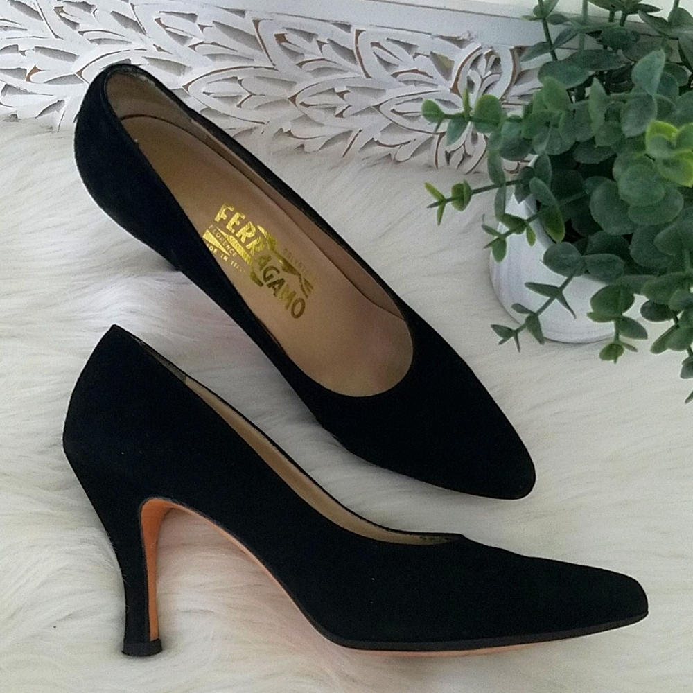 Vintage Salvatore Ferragamo italian suede pu